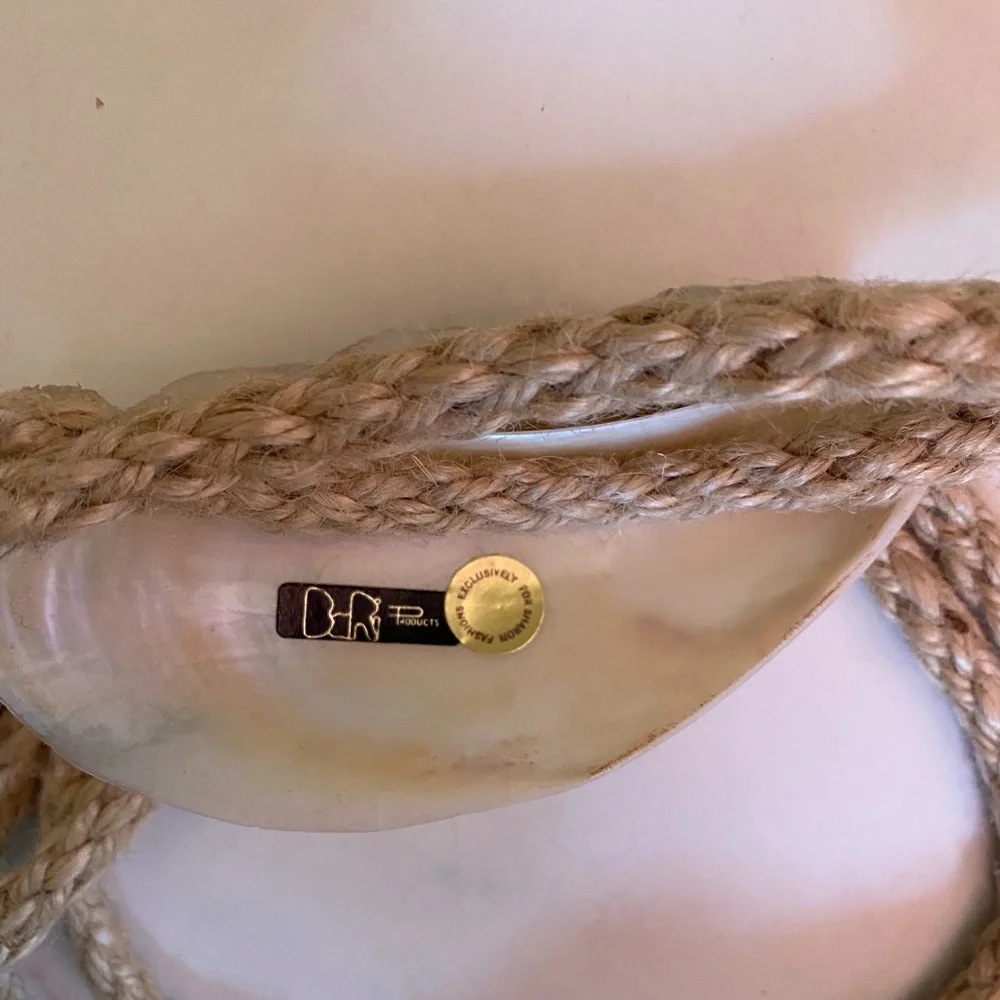 Belt- Elegant Cream Shell - Picture 5 of 11